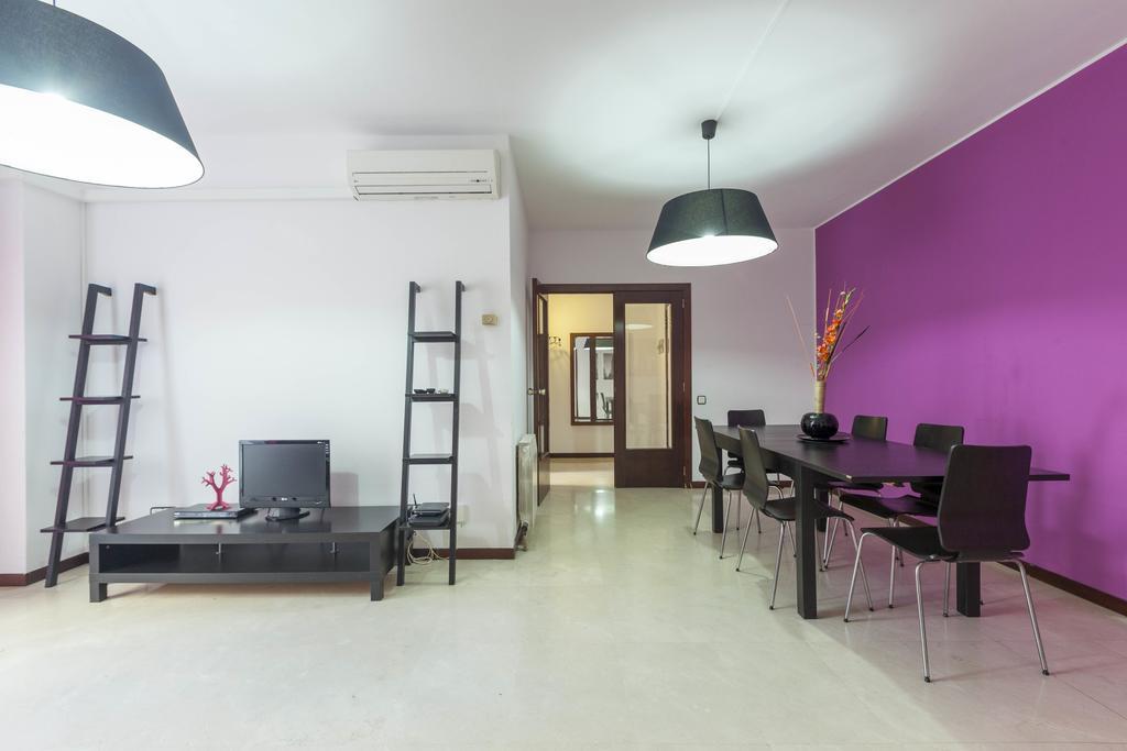 Apartment Sagrada Familia Barcelona Ruang foto