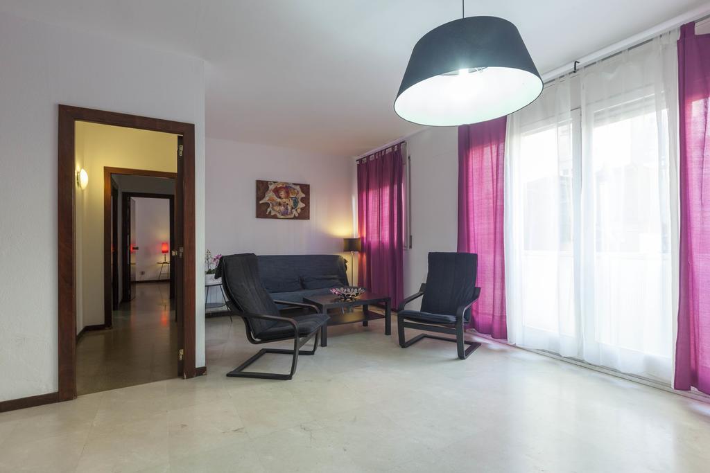 Apartment Sagrada Familia Barcelona Ruang foto